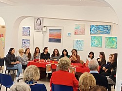 Presentazione dell'antologia Non chiamatelo amore